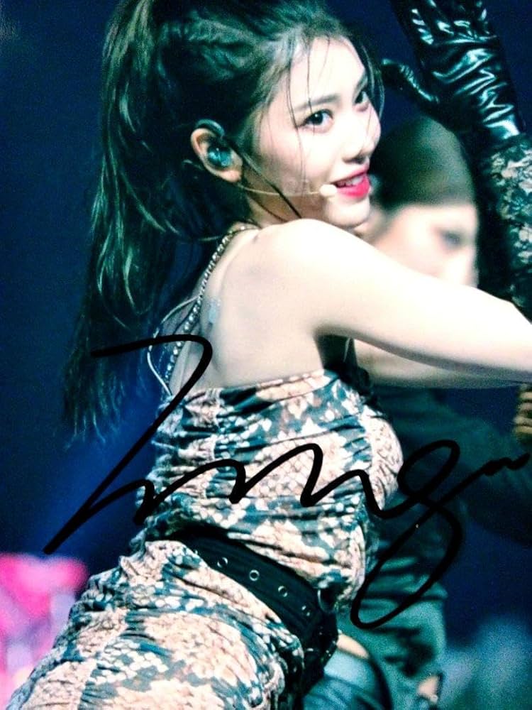 シャオティン直筆サイン入り2Lサイズ写真…ShenXiao-Ting…ケプラー…